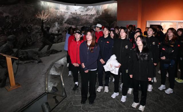 活动, 这次参观让, 与此同时 活动, 这次参观让, 与此同时