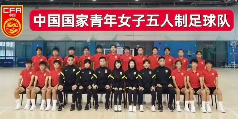 其中篮球男, img